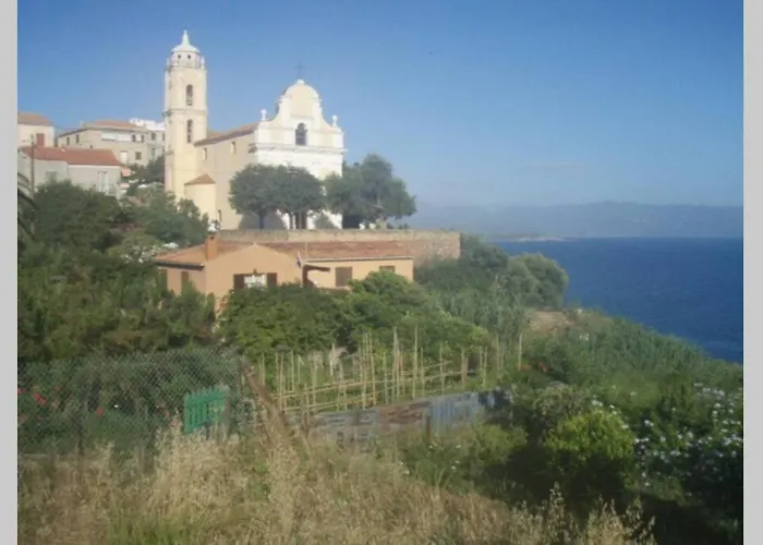 Prázdninový dům Grande Maison Au Cadre Verdoyant Au Centre Village Cargèse