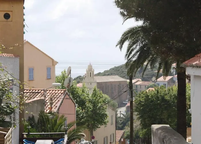 Prázdninový dům Grande Maison Au Cadre Verdoyant Au Centre Village Cargèse